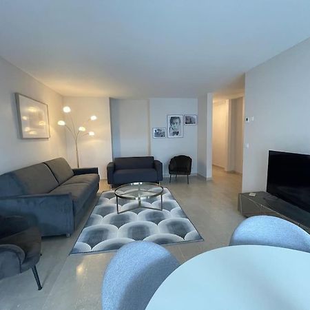 Le Mont-Veyrier, Parking Et Vue Apartamento Annecy Exterior foto